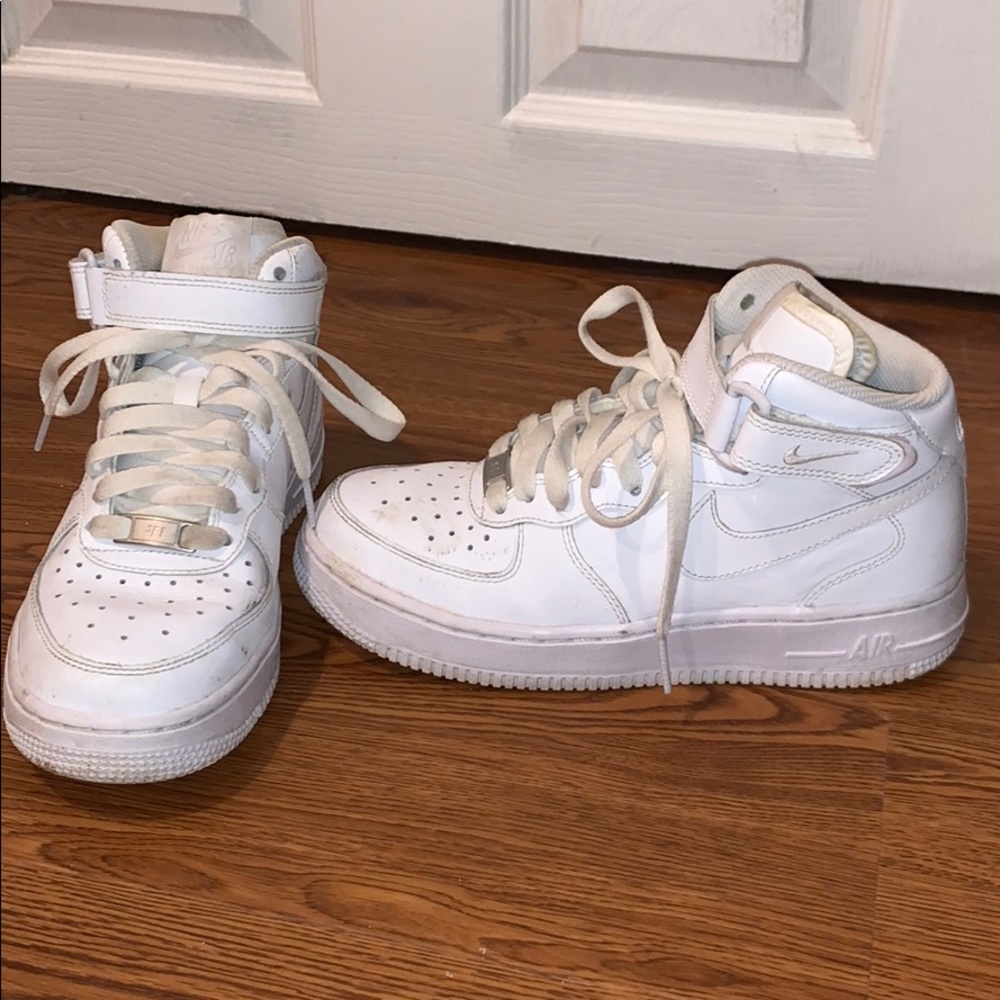 Nike Air Force 1 Mid 07